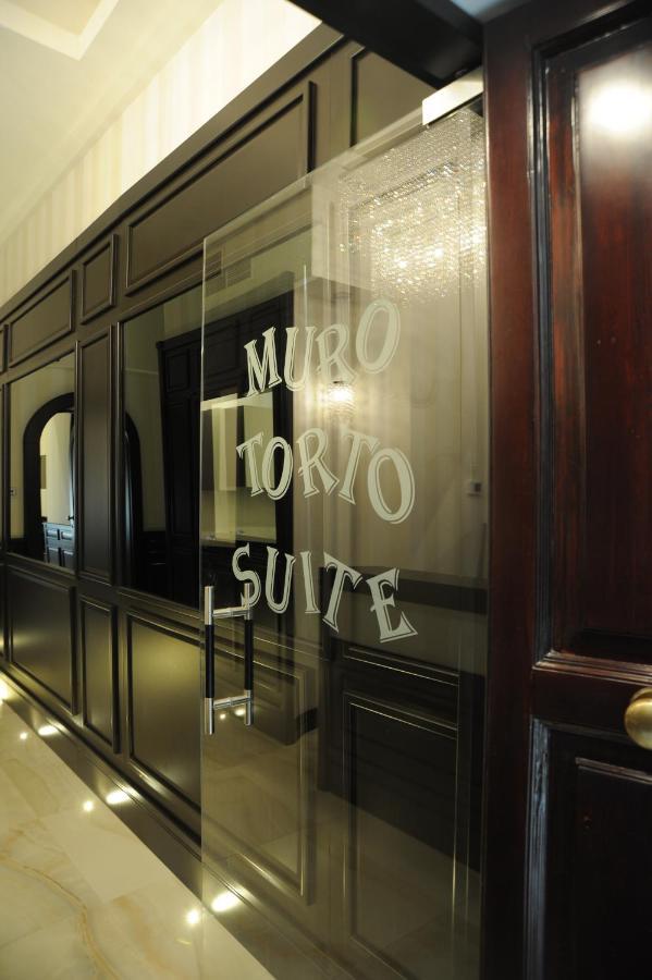 Muro Torto Suite - Struttura Sanificata Giornalmente Con Ozono E Prodotti Specifici Conformi Al Decalogo Del Ministero Salute - Personale Sottoposto A Test Sierologico Periodicamente Foggia Exterior foto